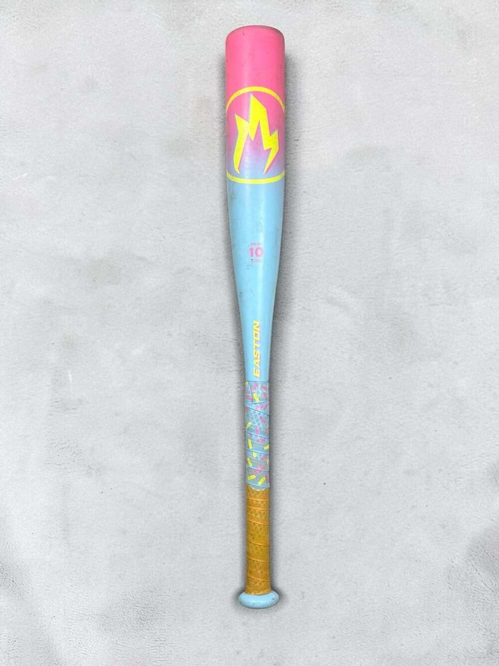 Easton Hype Fire -10 Junior Big Barrel Bat 26 Inch 16 Oz custom handle grip